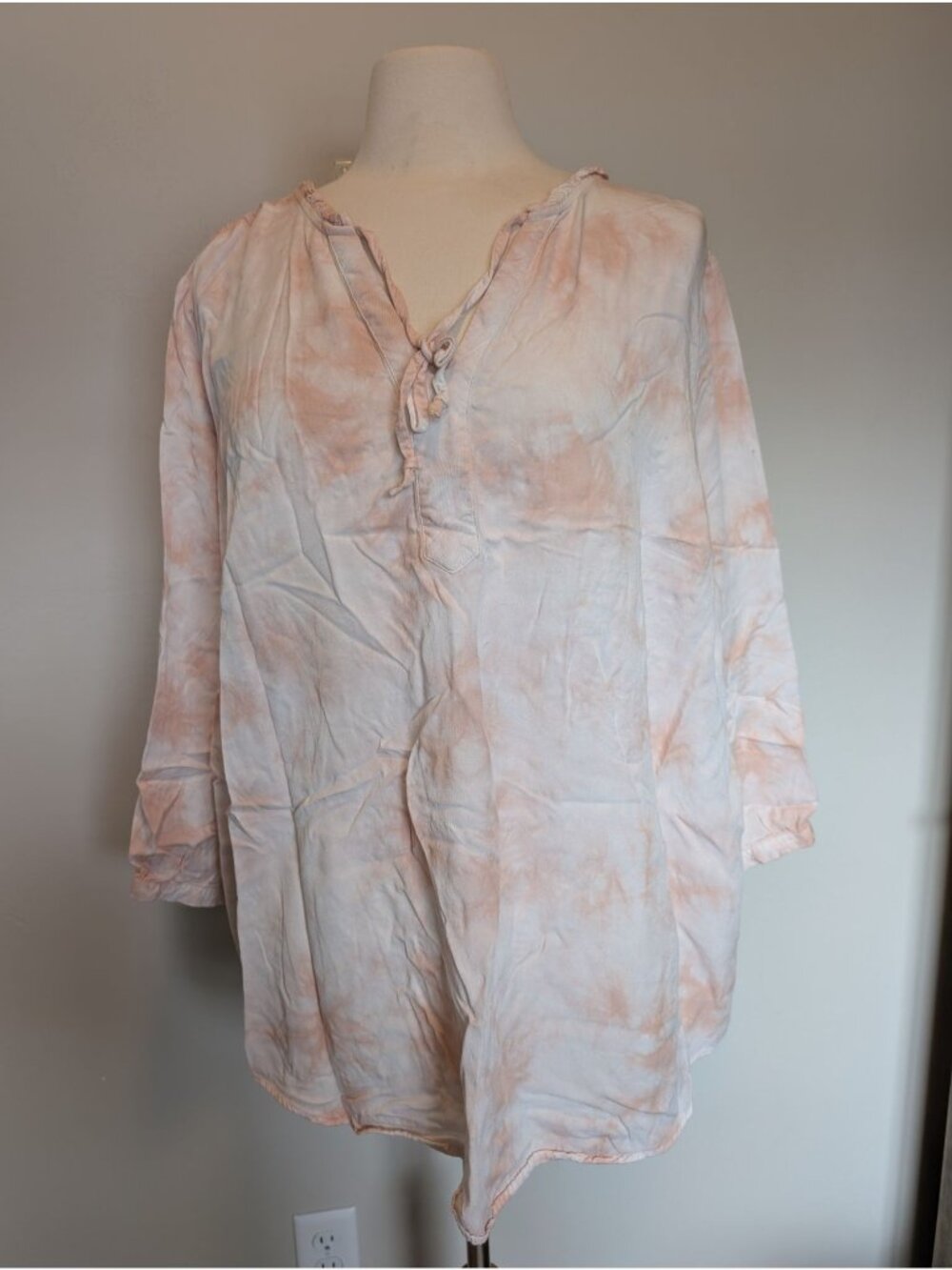 Torrid Womens Peasant Blouse Size 3 Plus size Light Pink & White Boho Flowy Top